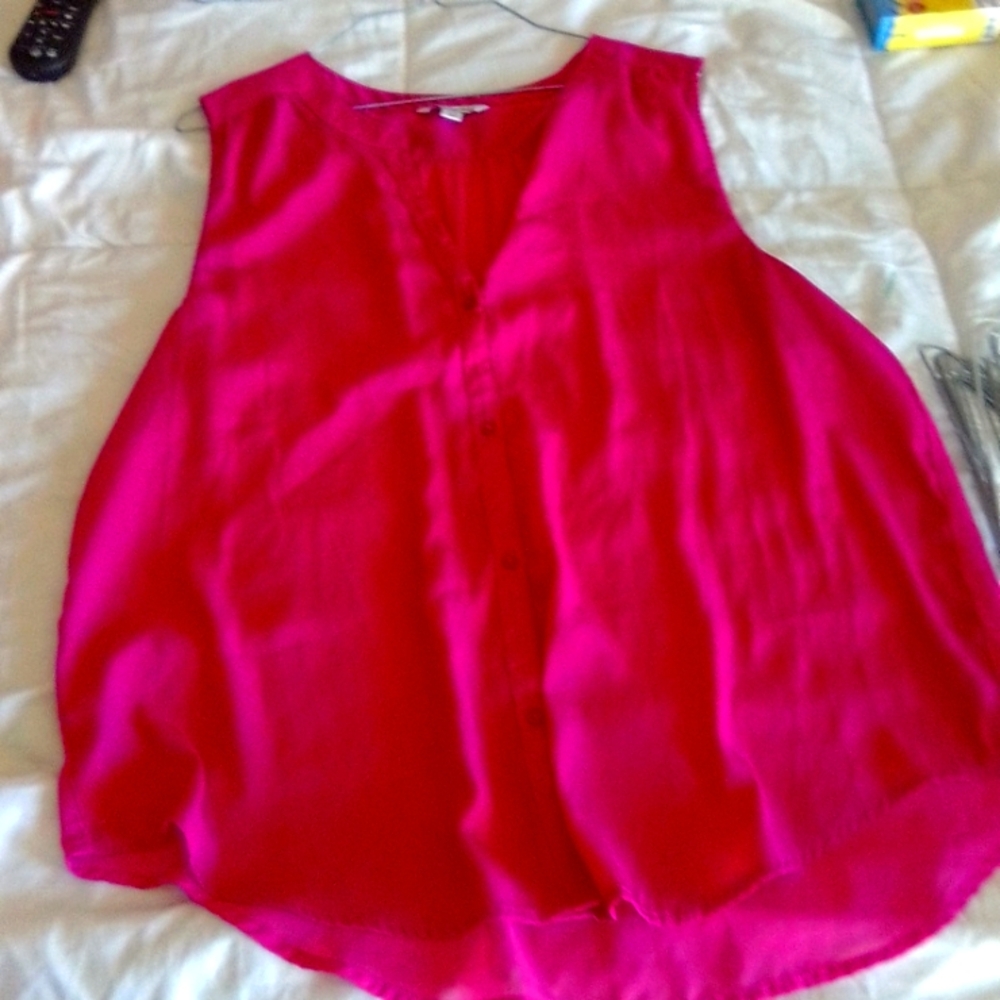 American eagle pink sleeveless blouse